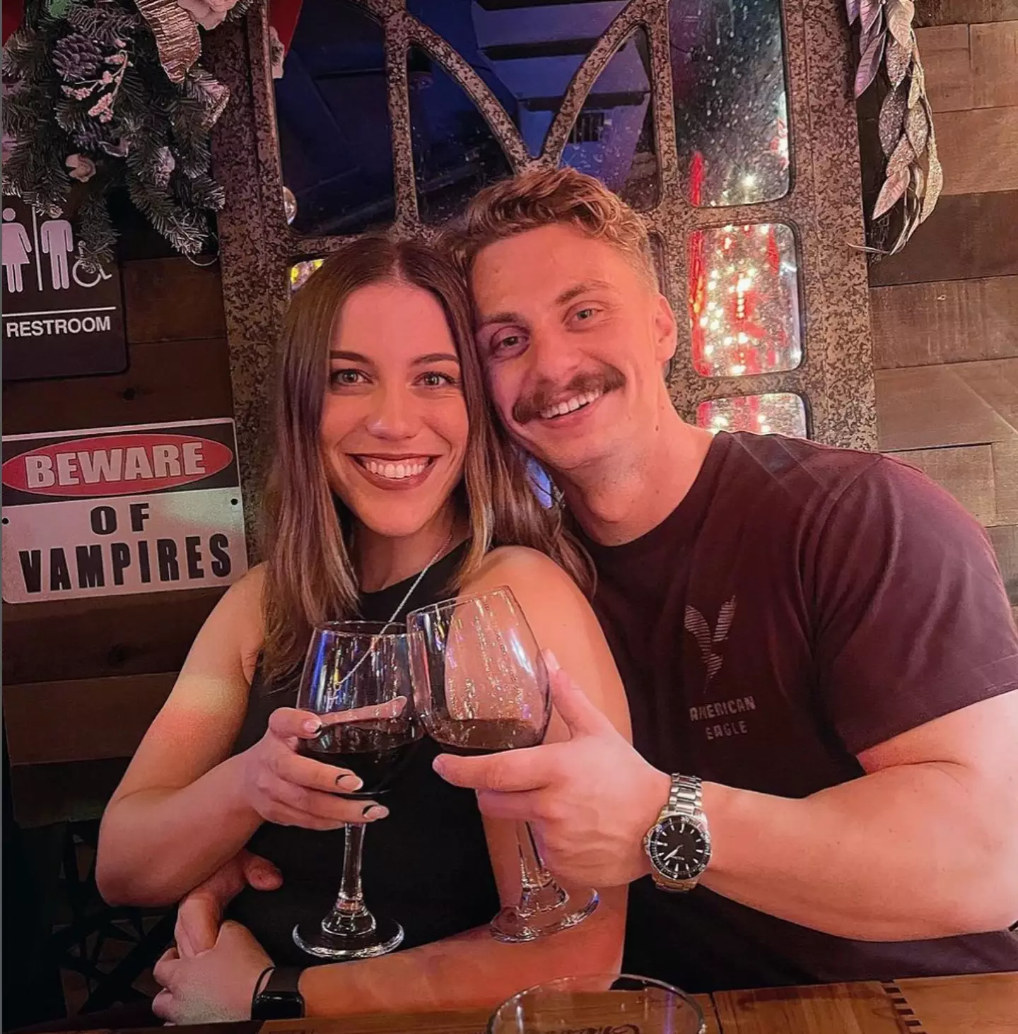 Alexis sees the funny side of her boyfriend being hit on.