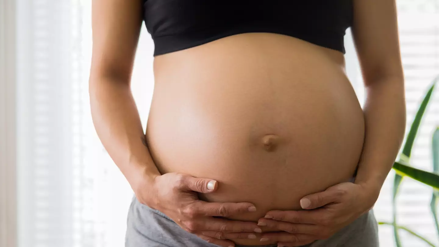 Mum Captures The Moment Her Bump Begins 'To Drop' On Camera