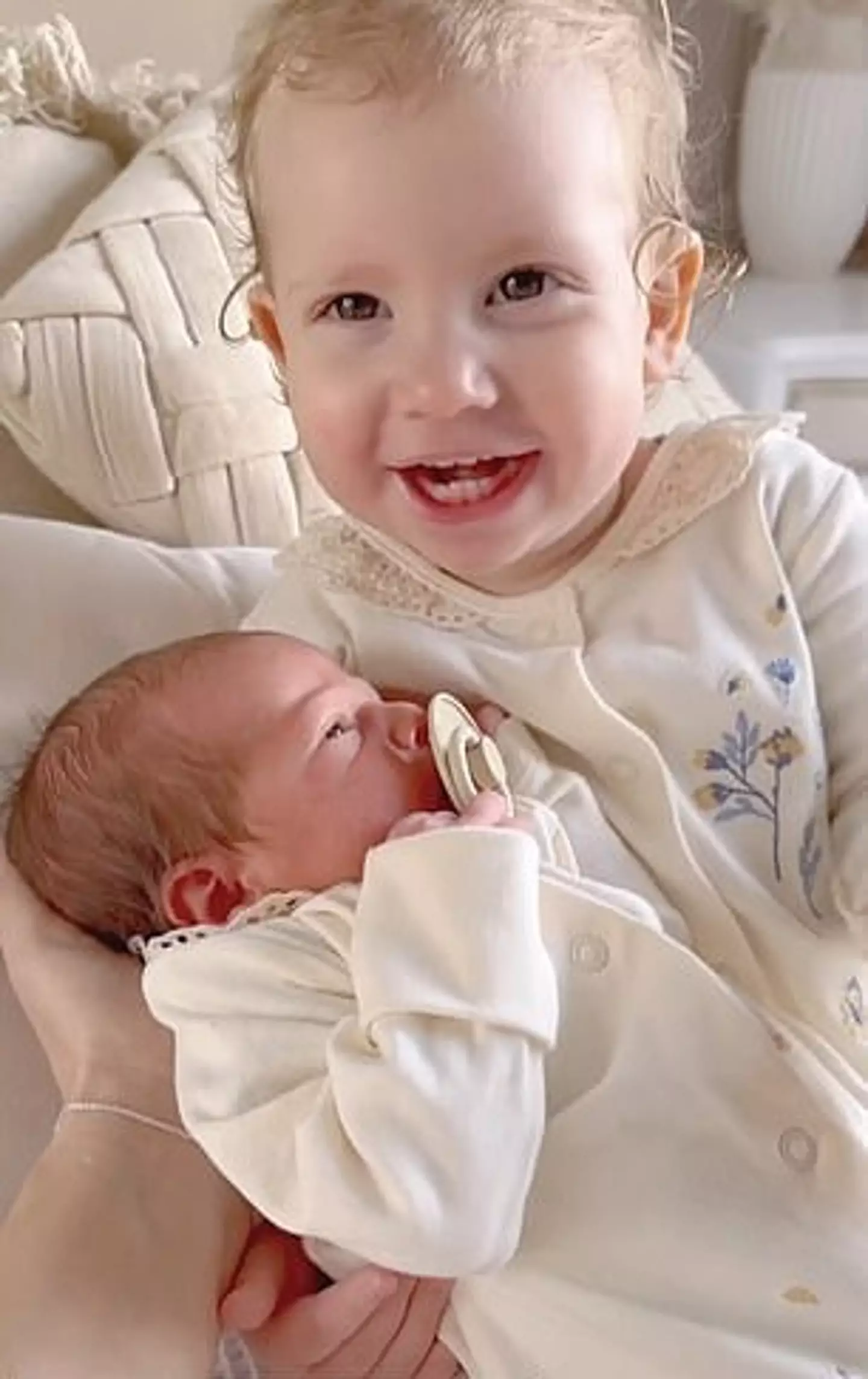 The two siblings were clearly getting along in what will probably be the most heartwarming video you'll see today.