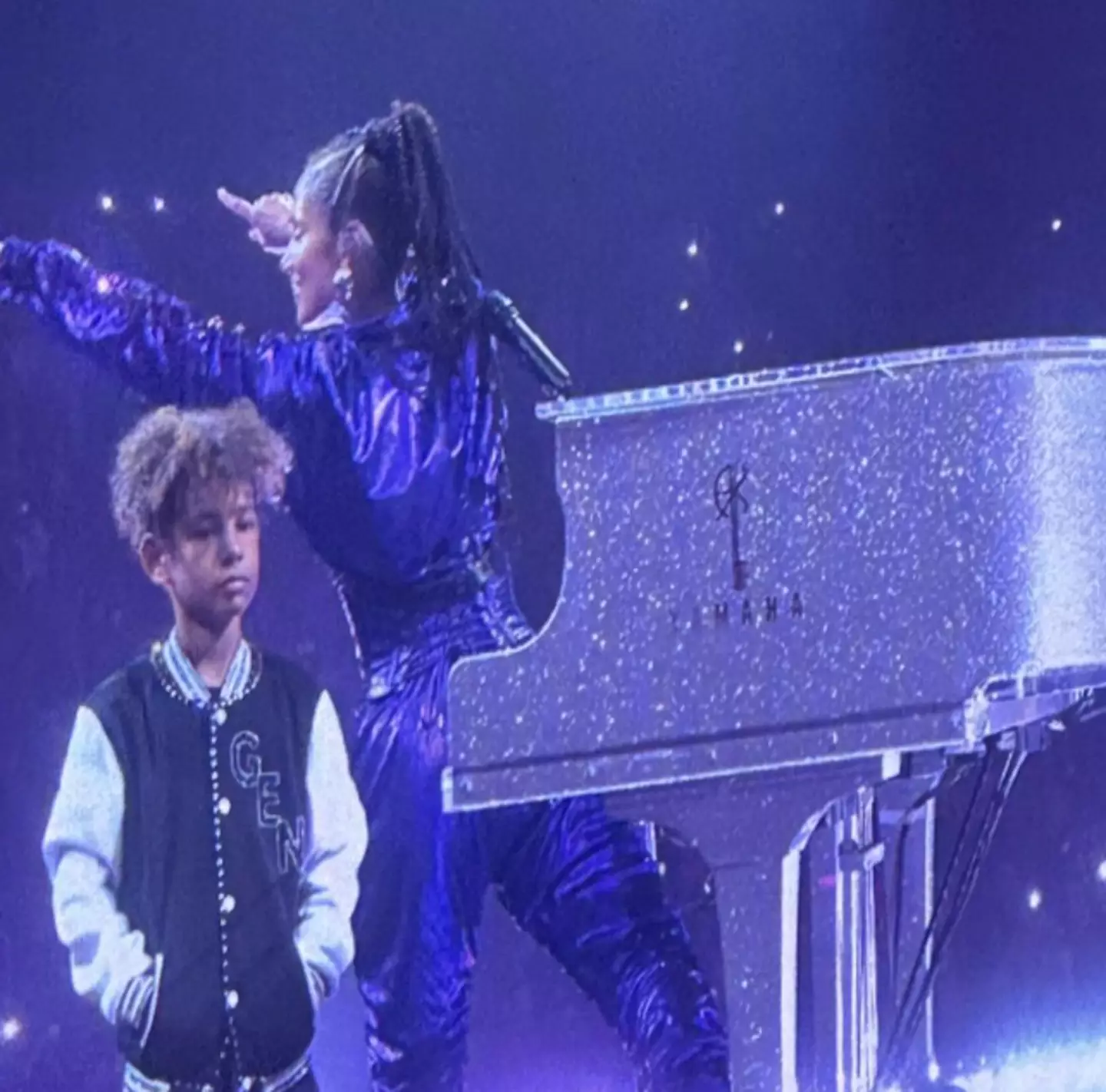 Alicia Key's son actually took to the stage for her 'protection'.