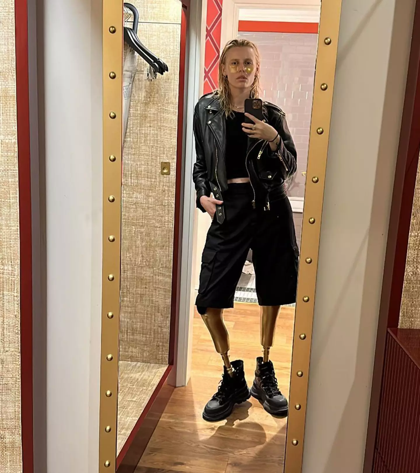 Lauren is fashion's 'girl with the golden legs'.