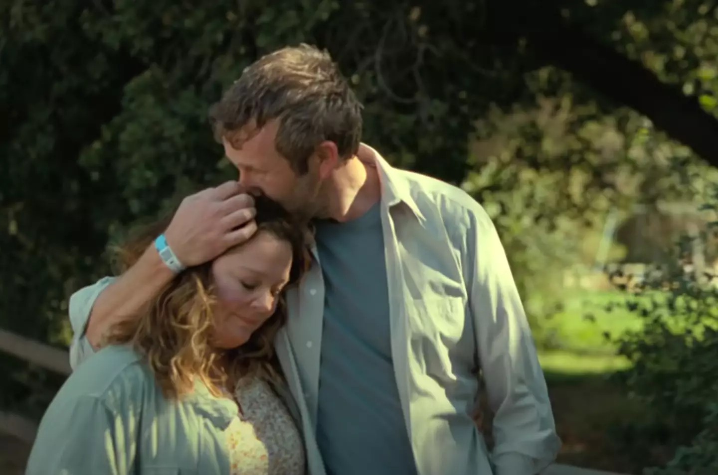 Melissa McCarthy and Chris O'Dowd play a married couple (