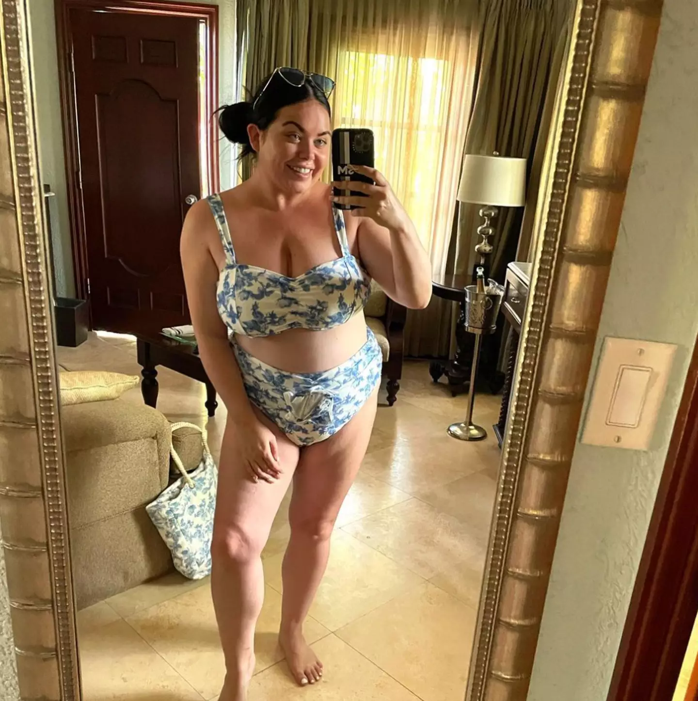 Scarlett is sharing messages of body positivity.