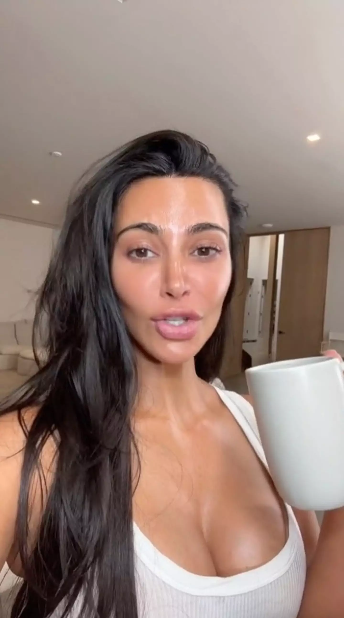 Kim without make-up.