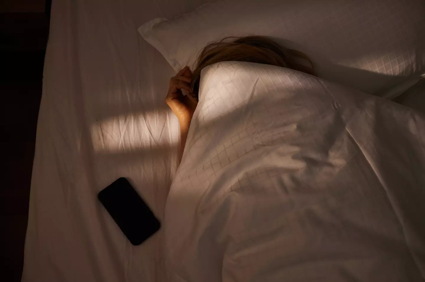 One medic says a daily dose of vitamin D is vital for our health (skynesher/Getty)