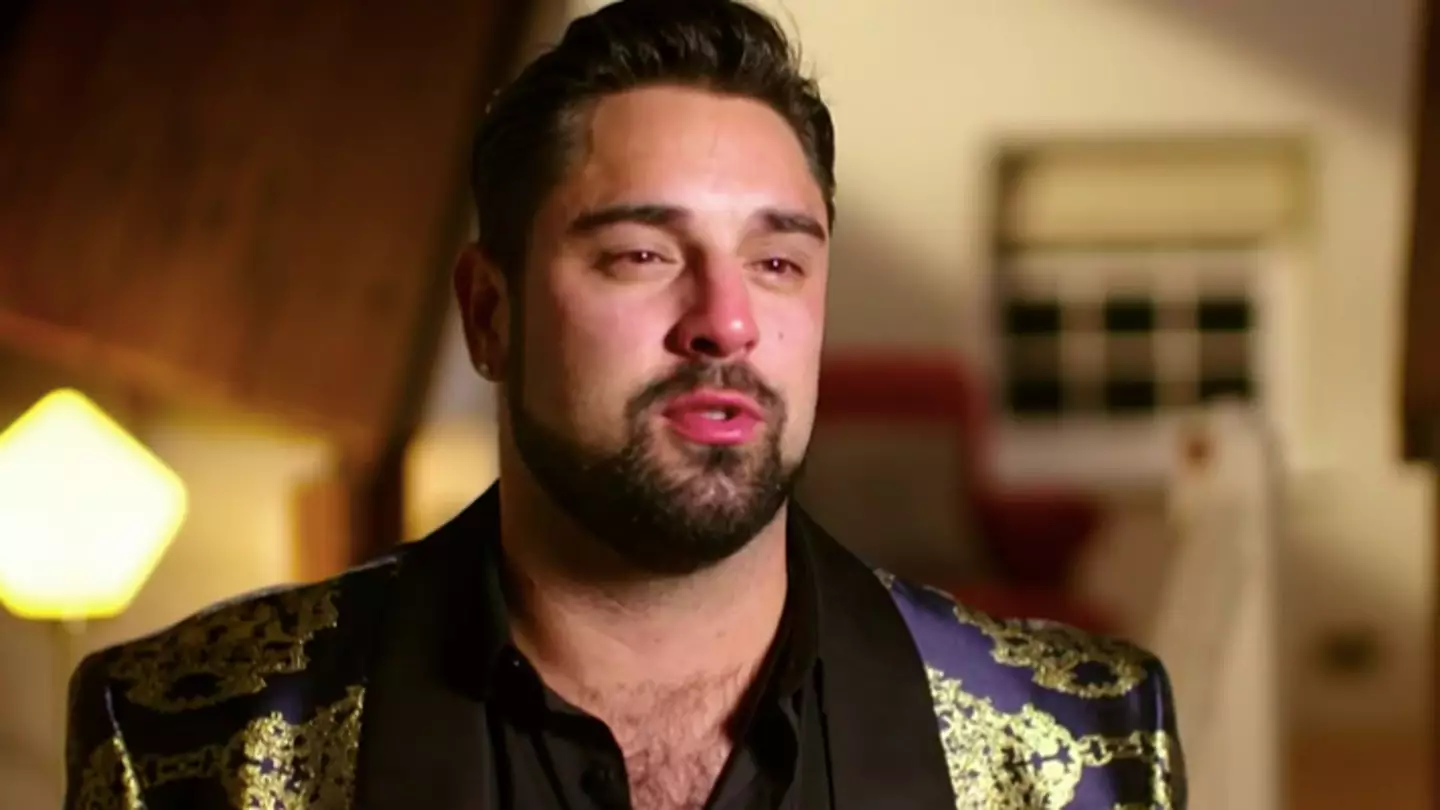 Married At First Sight UK Fans Feel Sorry For Bob After Awkward Dinner Party Scenes