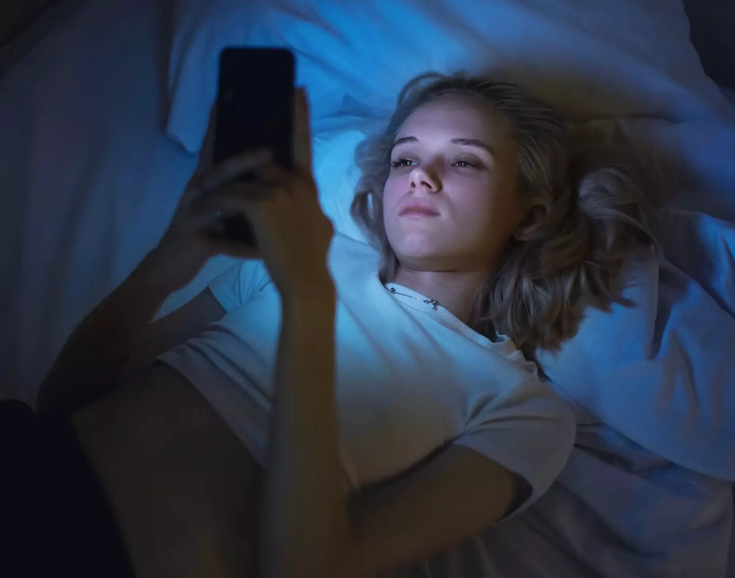 Scientists are urging people to rethink how they consume social media. (Getty Stock Images)