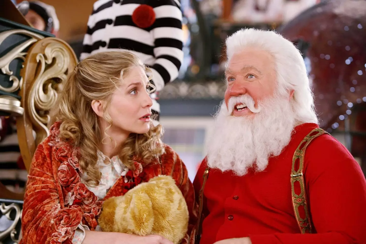 People would prefer for mommy to be kissing Mrs Claus instead of Santa Claus (