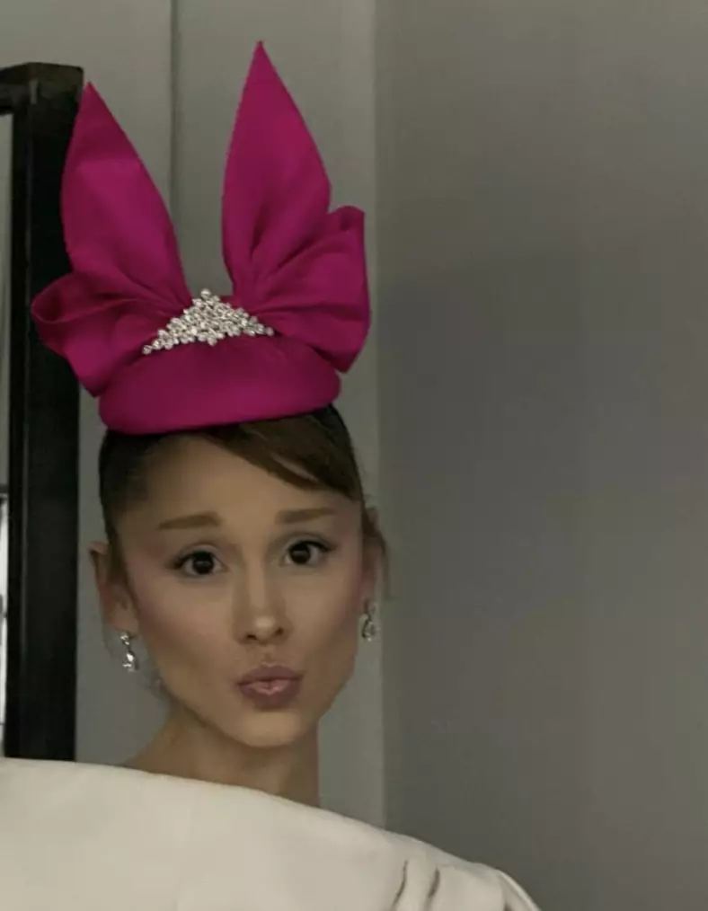 Ariana seemed to see the humour in the situation as she joked about needing 'some extra appendages' to start an album (Instagram/@arianagrande)