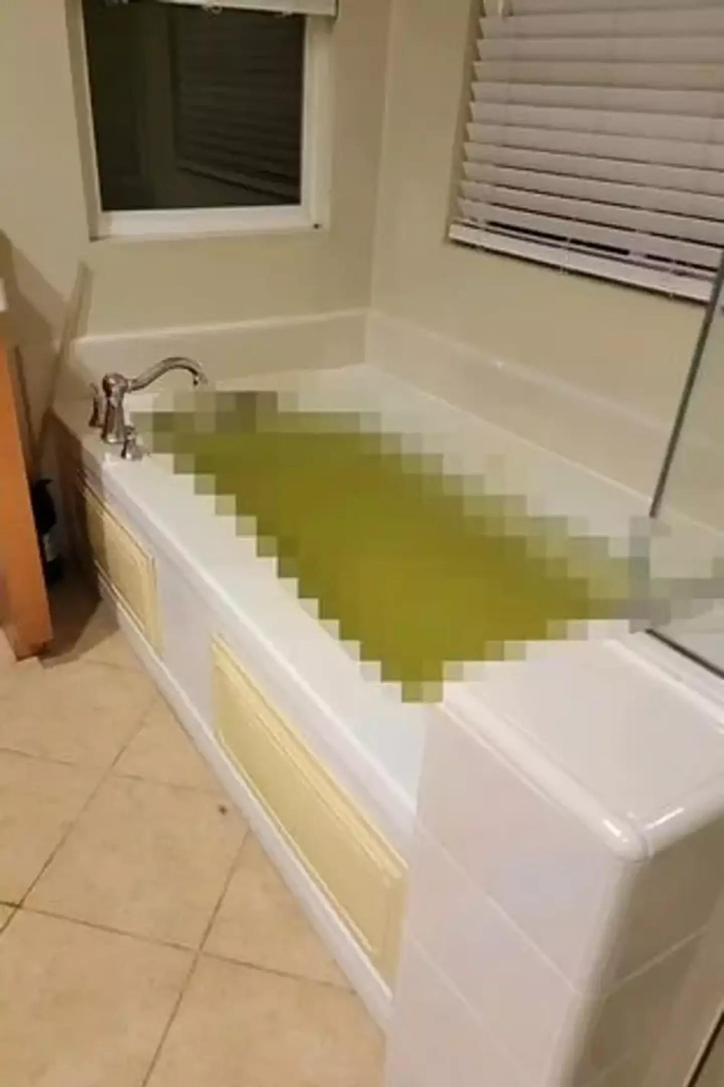 Carter's mother also shared a picture of the bathtub he was found dead in.