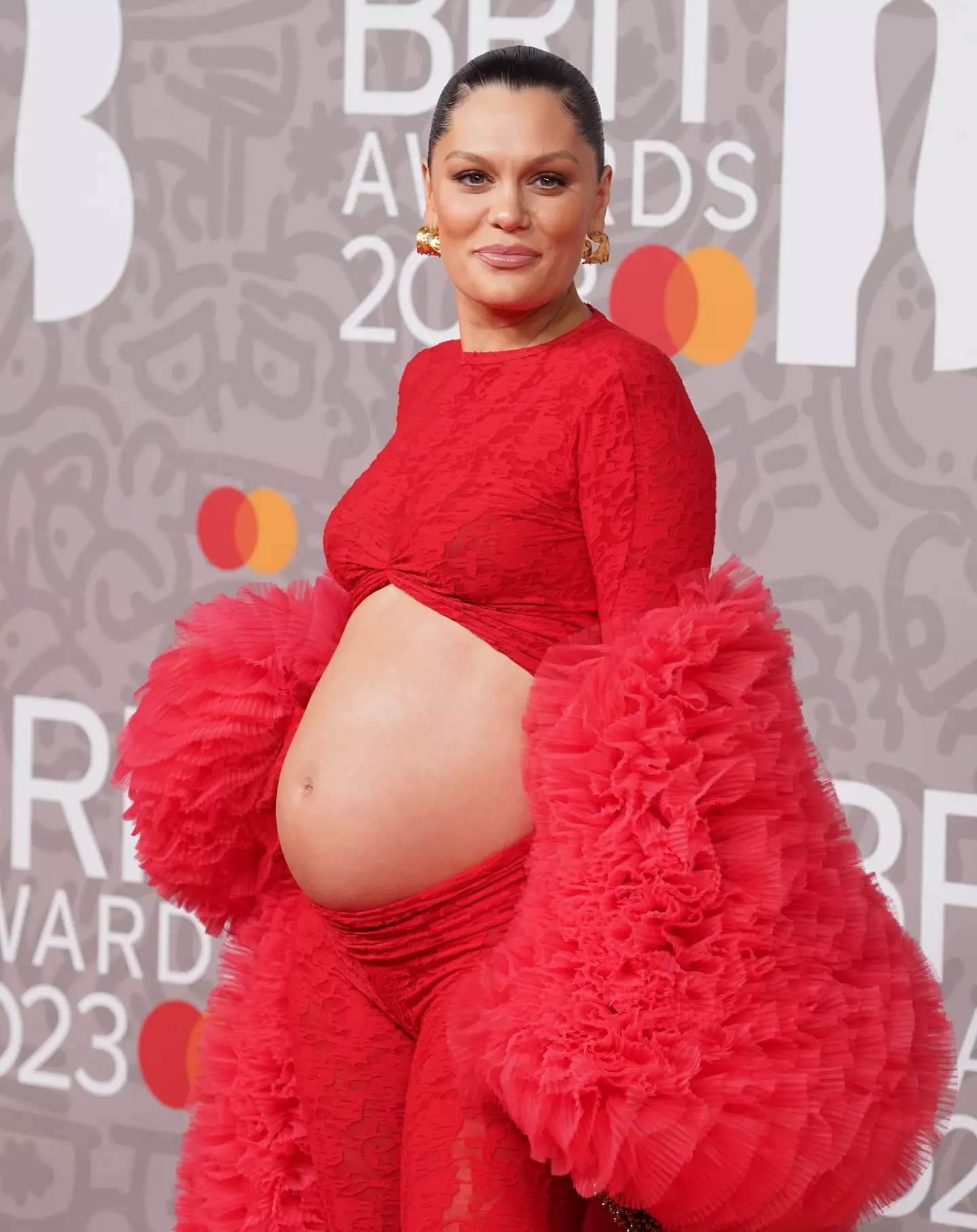 Jessie J flaunted her bump on the red carpet.
