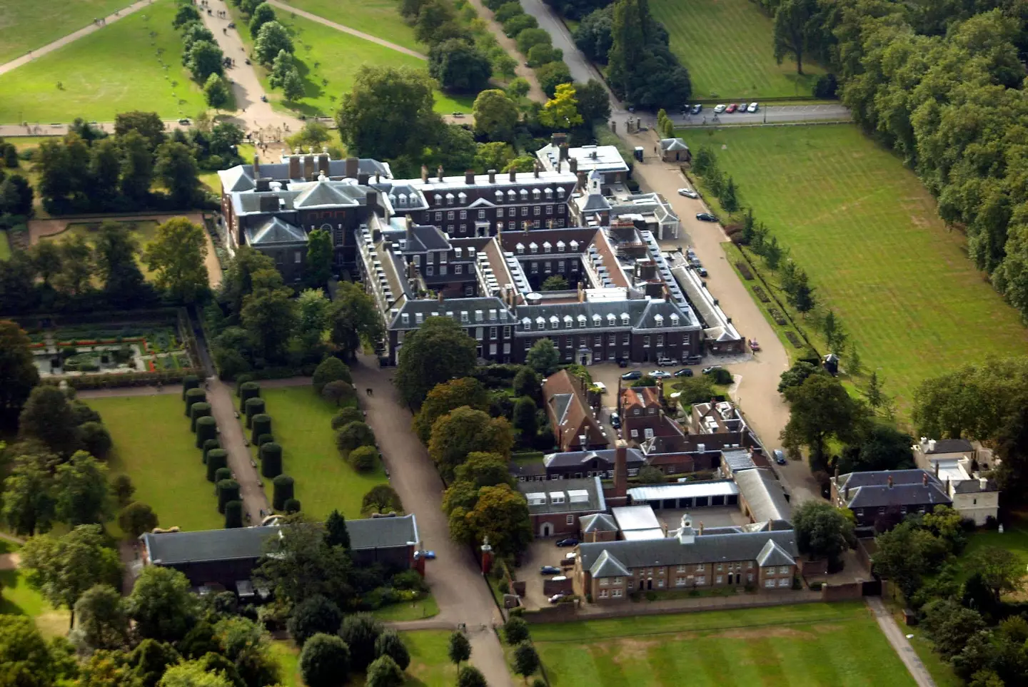 Nottingham Cottage sits on the ground of Kensington Palace.