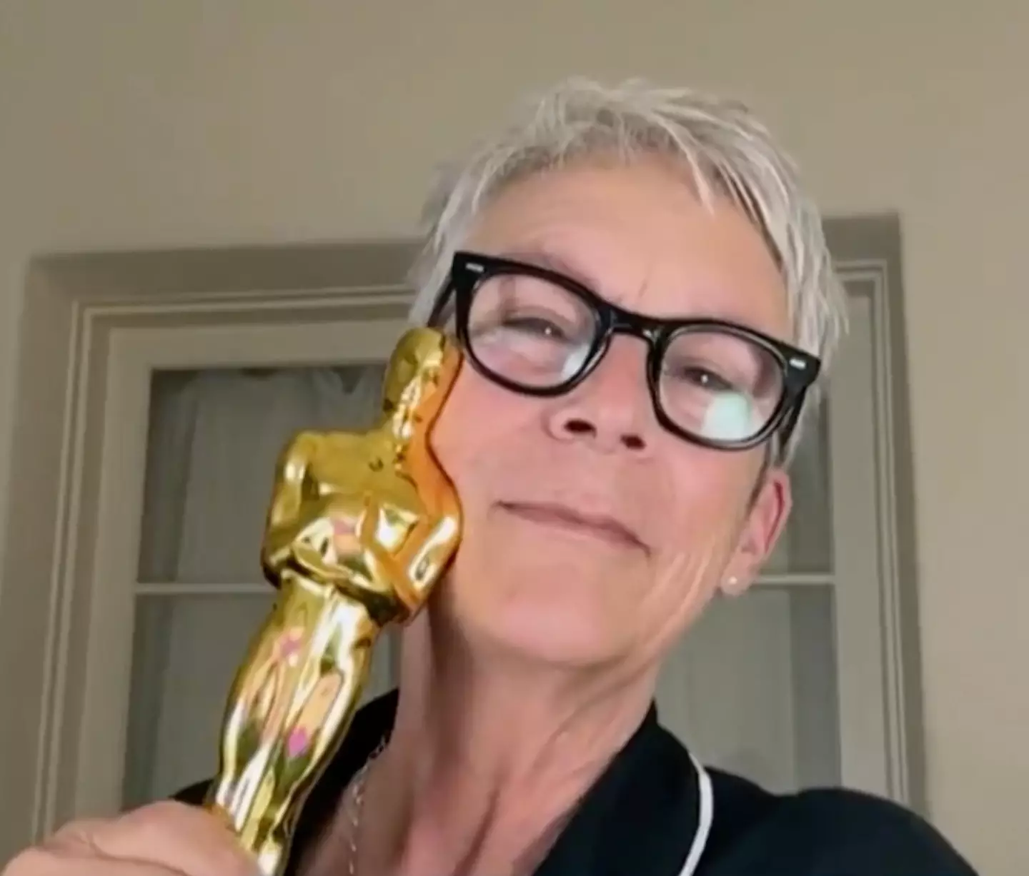 Jamie Lee Curtis has given her Oscars statue 'they/them' pronouns.
