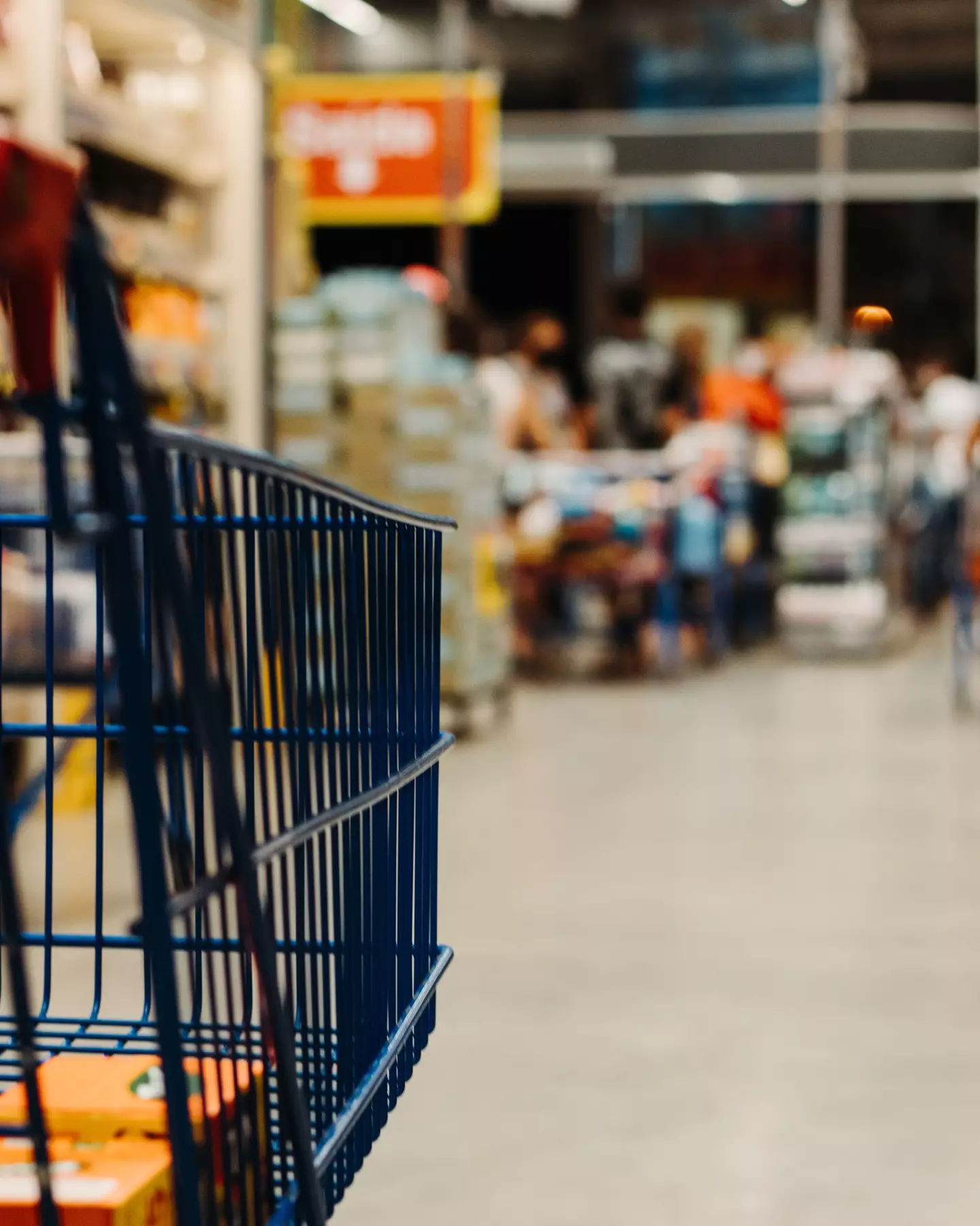 Ashlee said she 'broke down' in tears in a UK supermarket.