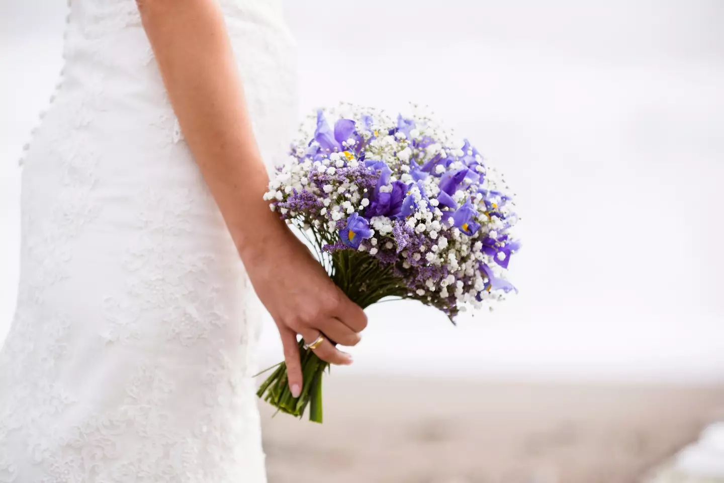 The bride rejected the suggested solution.