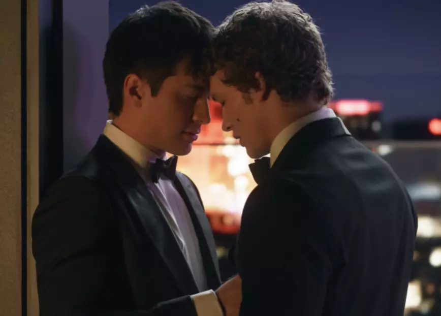 Hudson Williams and Connor Storrie are participating in the Olympics (HBO Max)