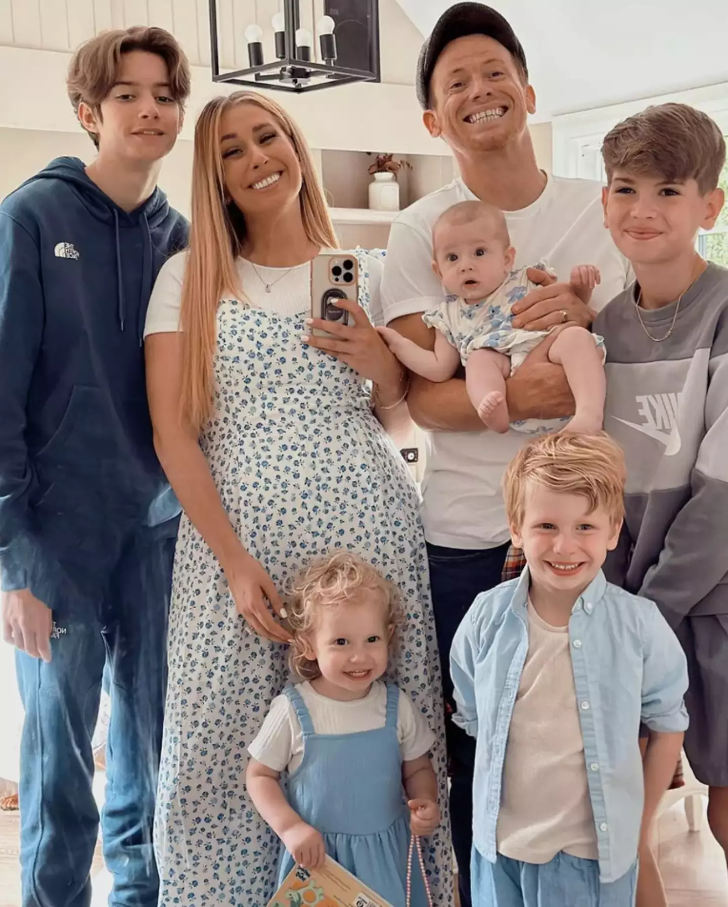 Stacey Solomon is a mum-of-five. (Instagram/@staceysolomon)