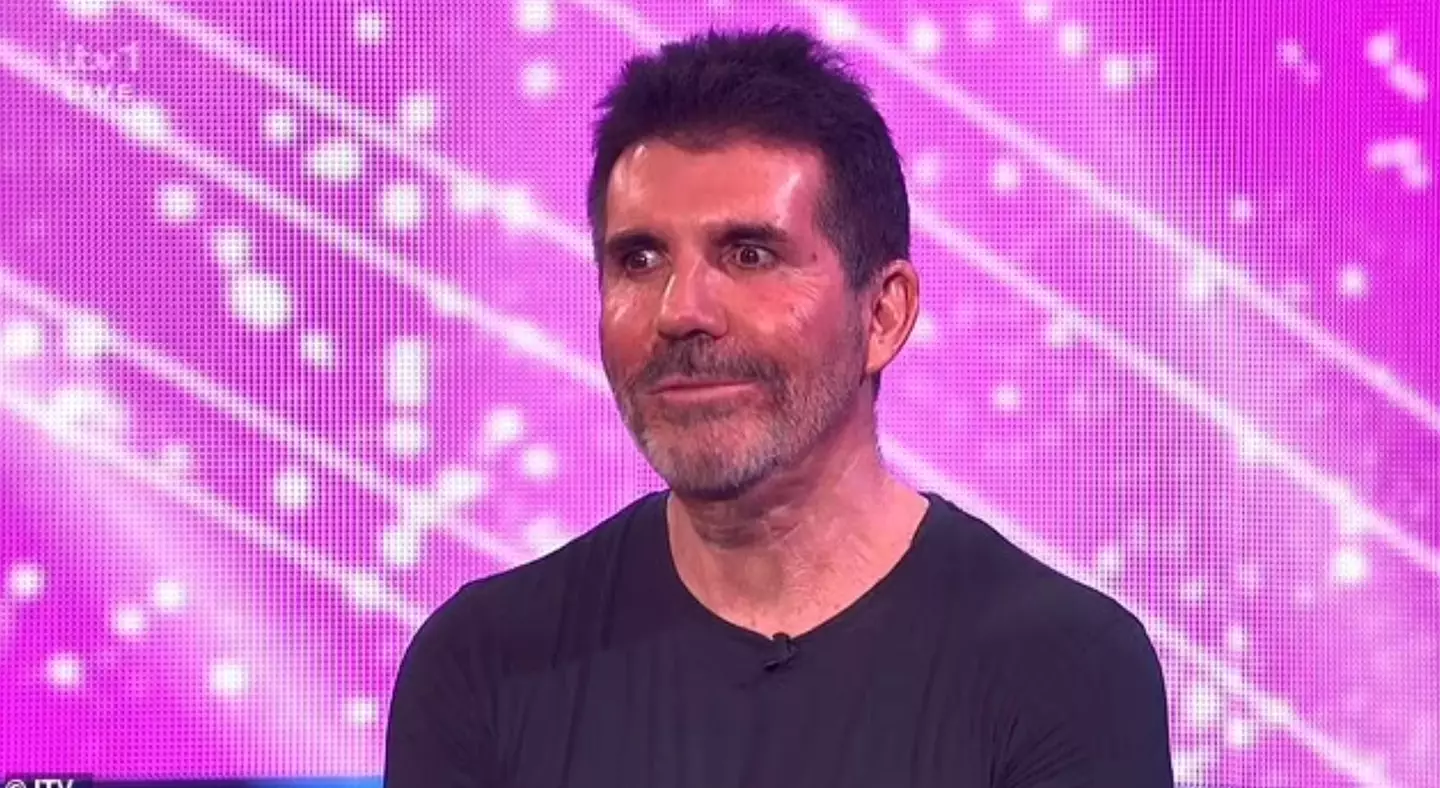 Viewers commented on Simon's new look.