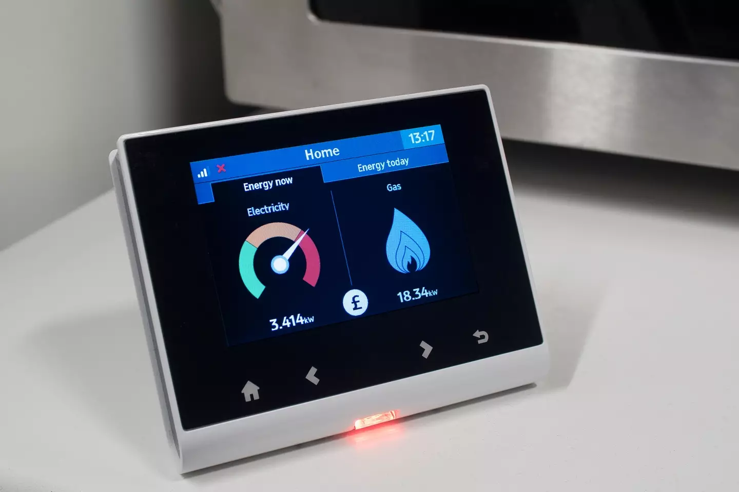 More than a million people have signed up to a new scheme to lower energy use during peak times.