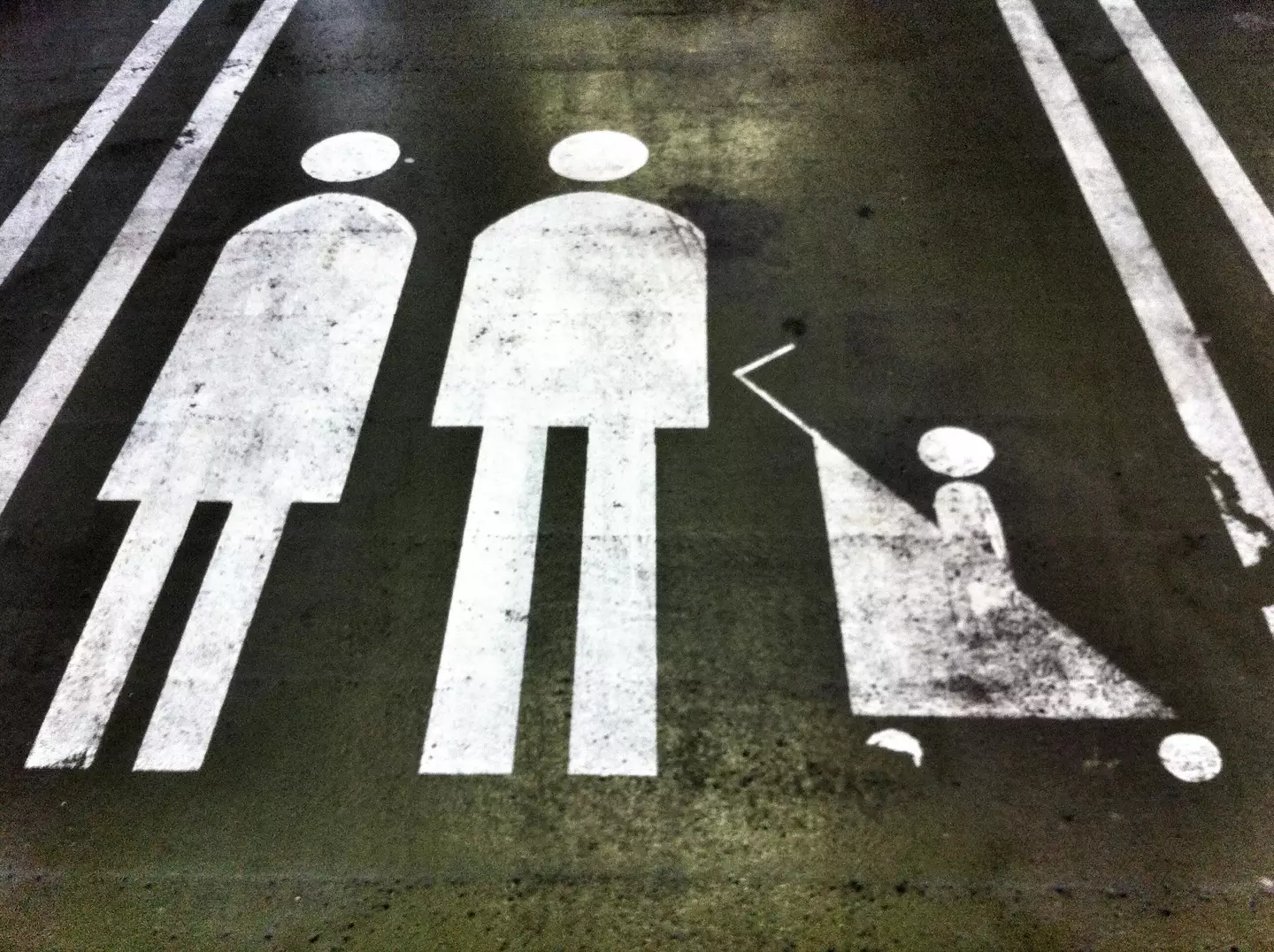 The mum dropped her family off before finding a suitable parking space.