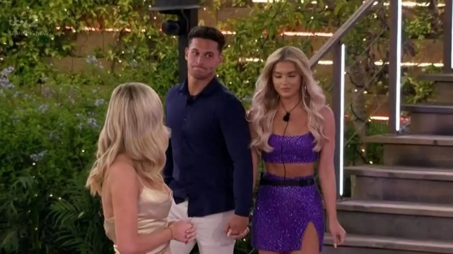 Callum famously dumped Shaughna for Mollie, pictured, in 2020.