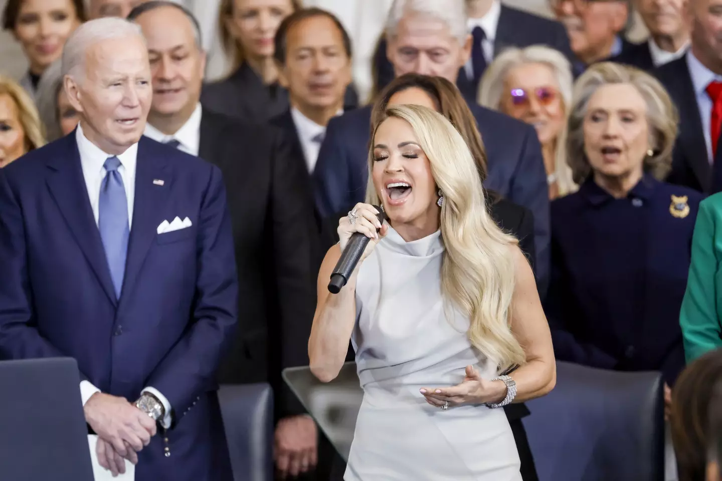 Carrie Underwood was also forced to perform acapella (Shawn Thew-Pool/Getty Images)