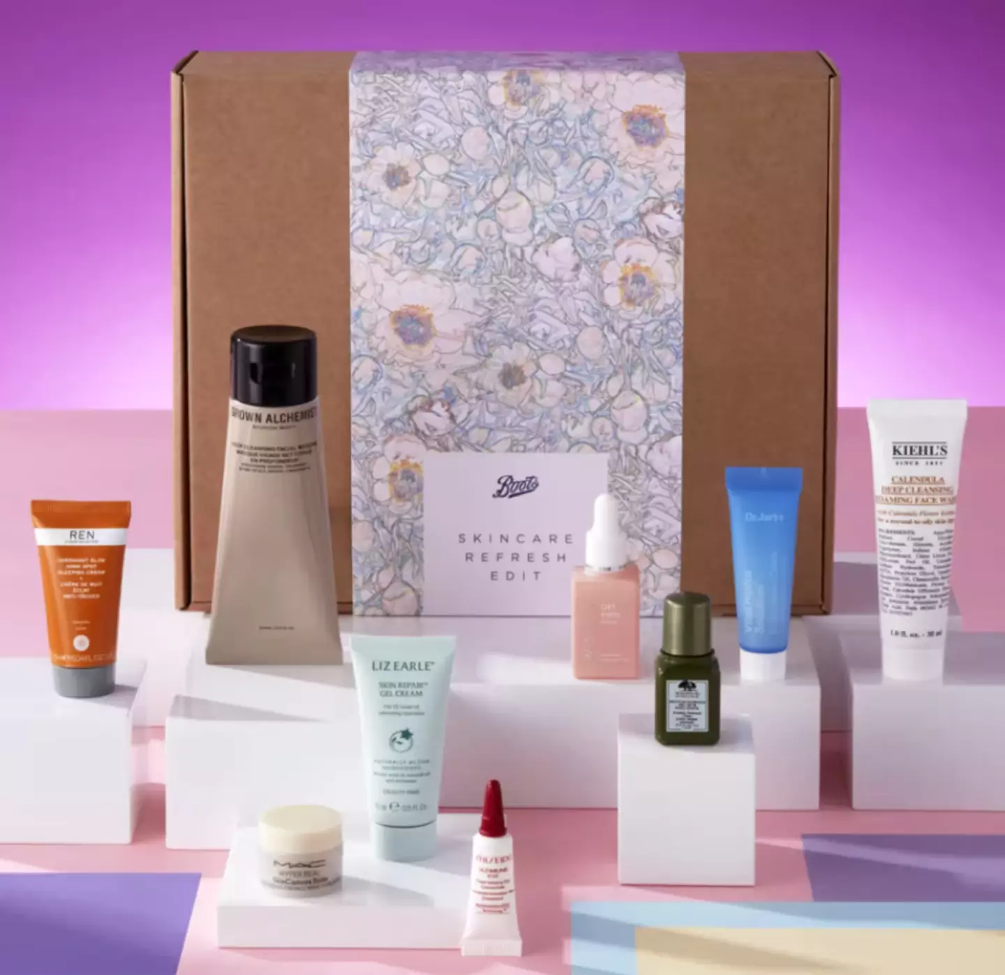 Boots Skincare Refreshers Premium Beauty Box is only £32.