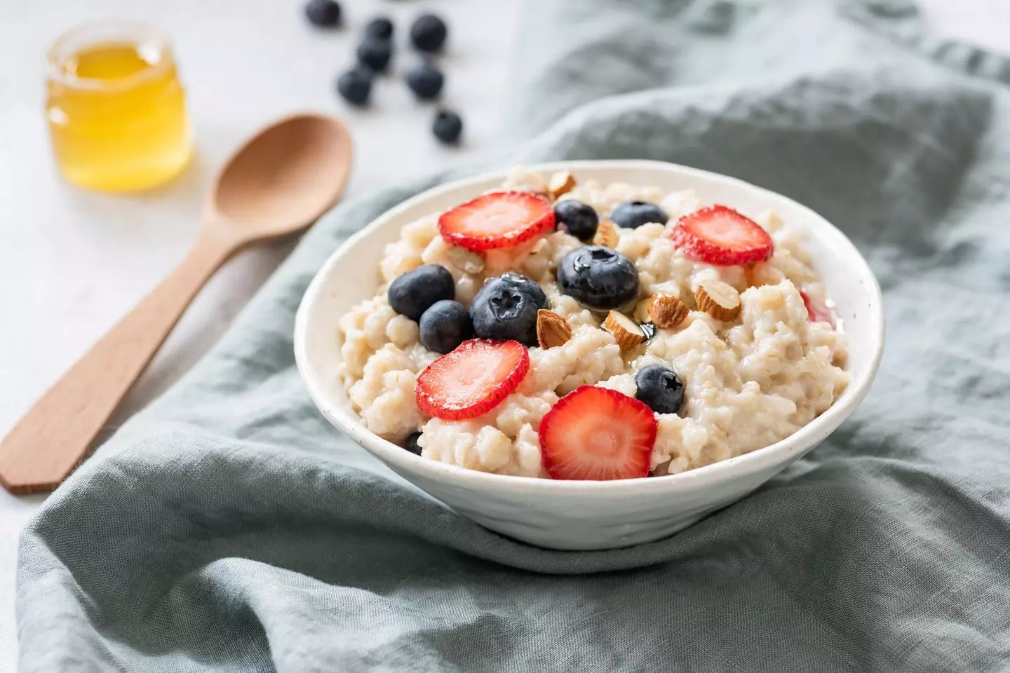 The food expert noticed something peculiar about leftover oatmeal (Getty Stock Image)