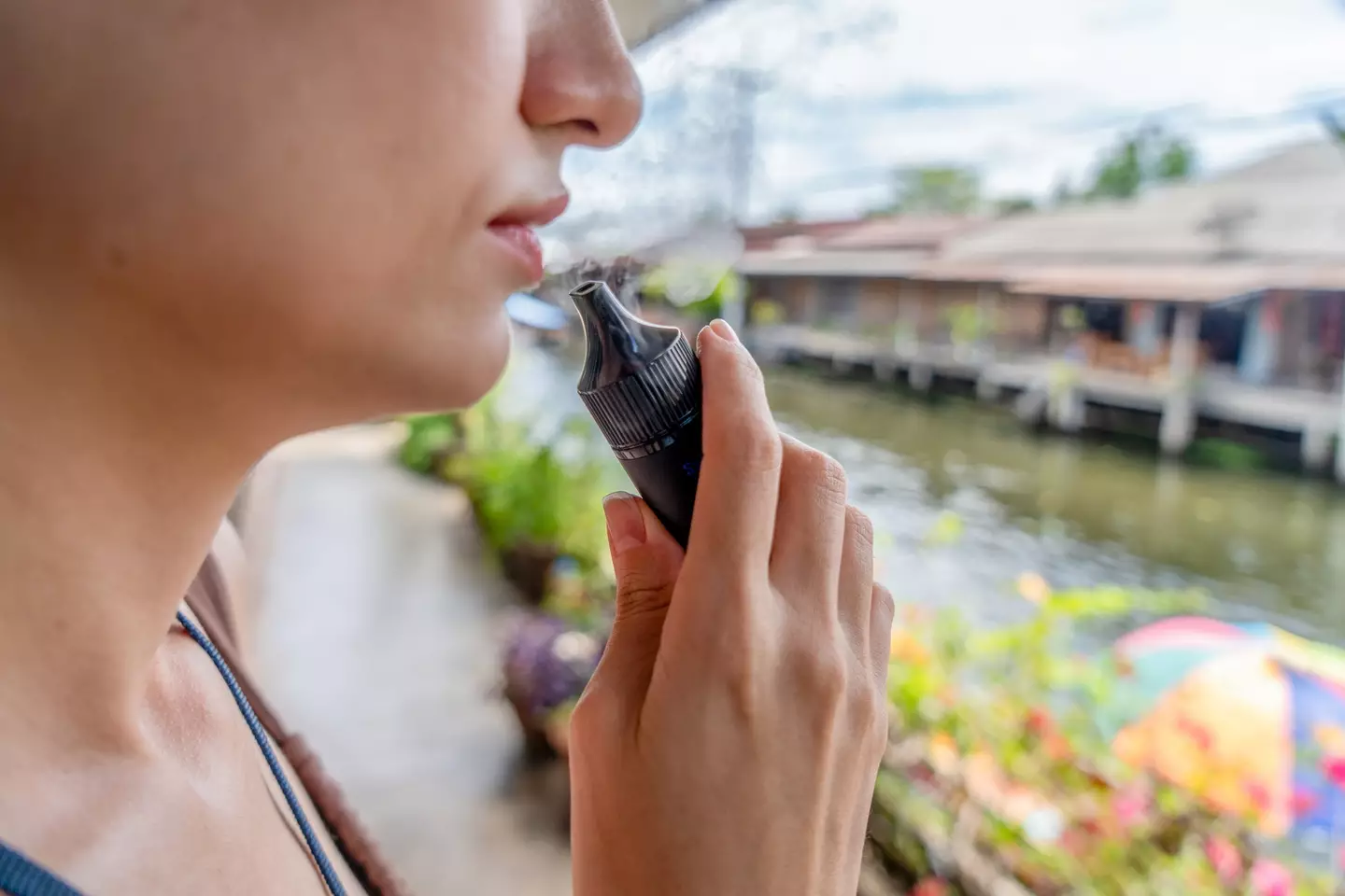 'Vape poisoning' is on the rise (Getty Stock Image)