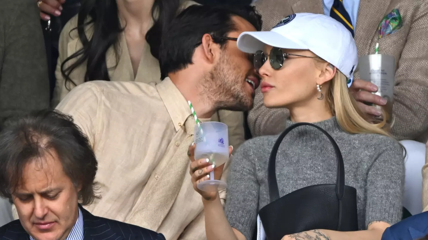 Everything we know about Ariana Grande and Jonathan Bailey venture after ‘rumours are confirmed’