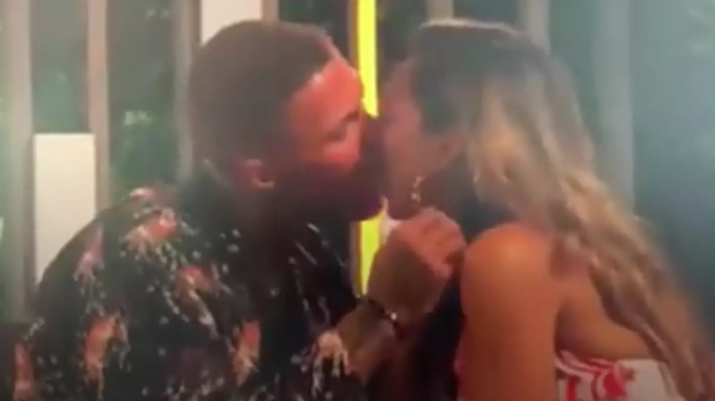 Love Island: Everyone Missed AJ's Real Reaction To Kiss With Danny