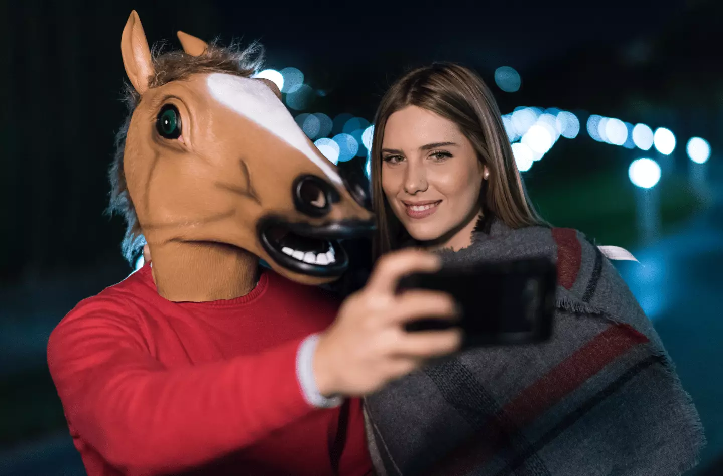 'Beige flags' usually describe downright weird behaviours (Getty Stock Image)