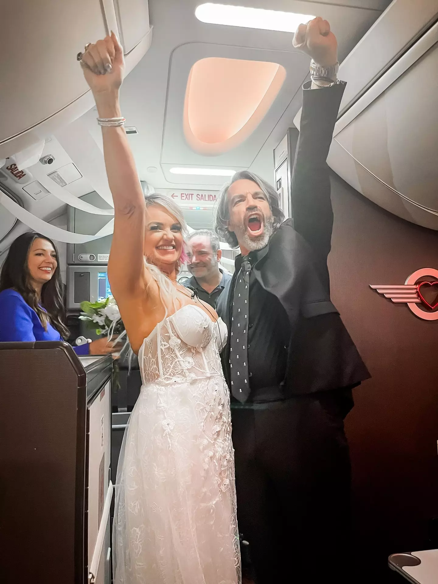 A professional photographer on board pulled out all the stops in proving the happy couple with official wedding photos (Southwest Airlines Facebook).