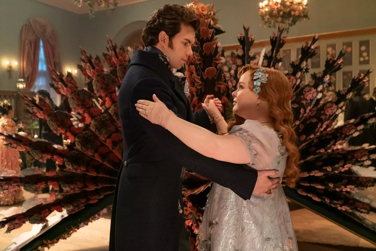 A psychologist conducted a 2016 to demonstrate people expressing prejudice and discrimination toward mixed-weight couples. (Netflix)