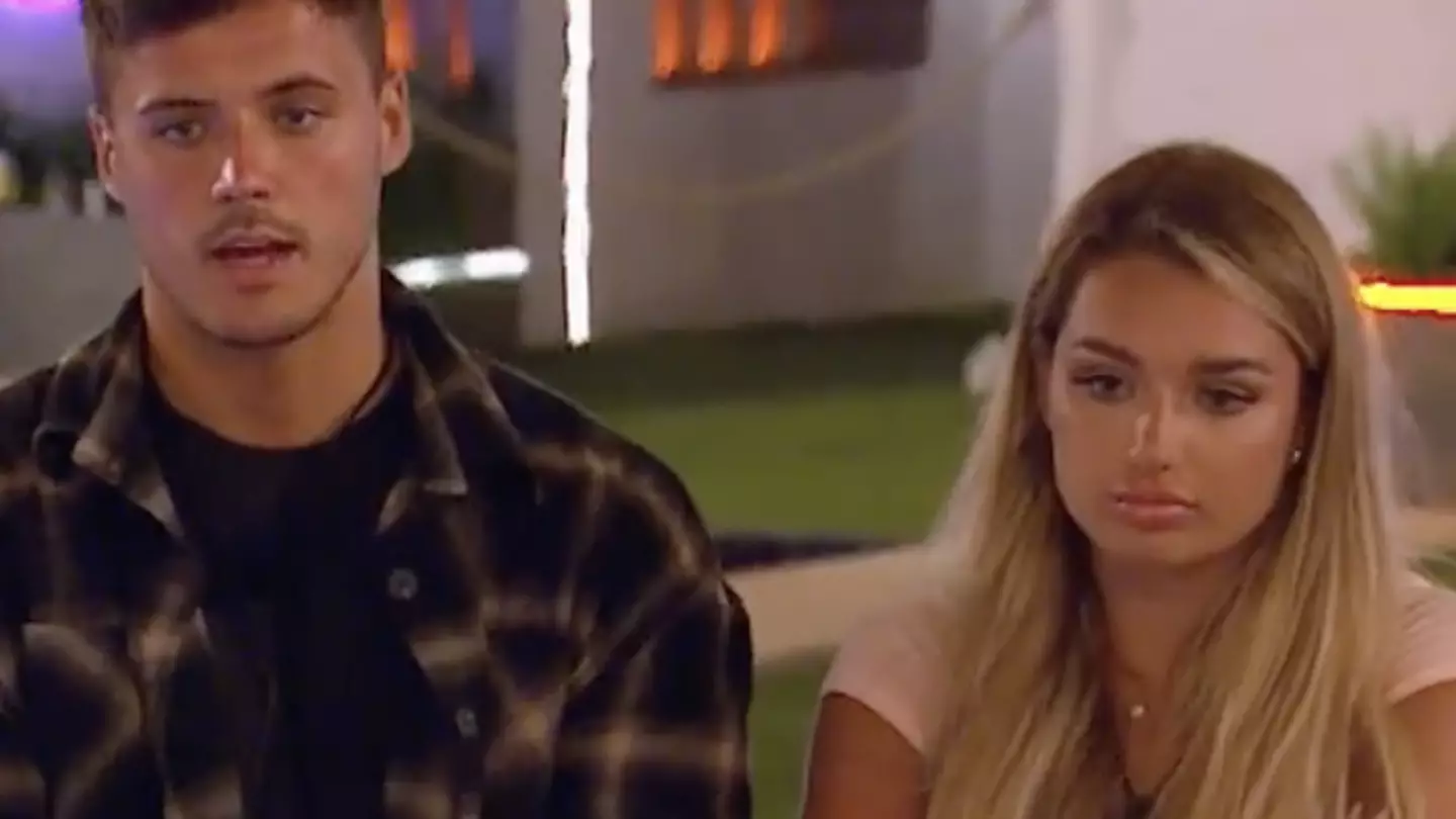 Love Island Fans Lose It After Lucinda Lets Brad Leave The Villa To Save Her