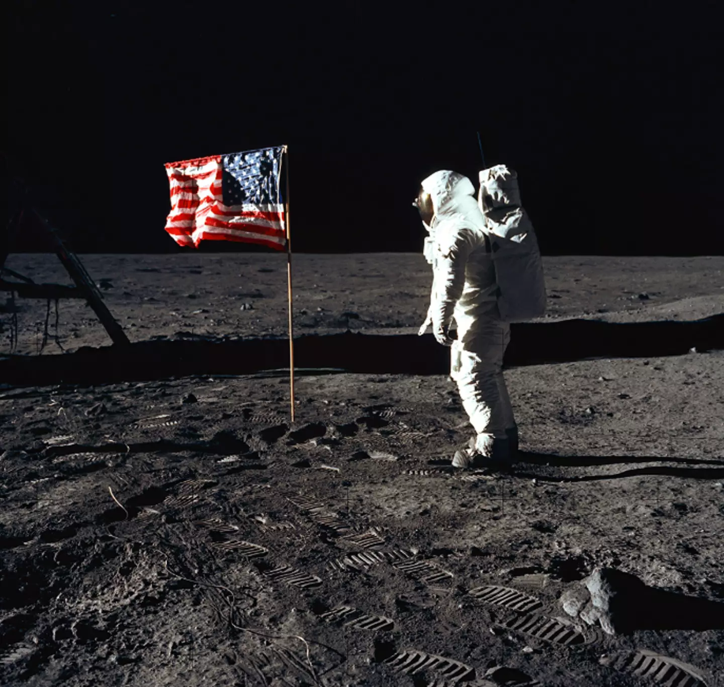 You can see everything (Heritage Space/Heritage Images via Getty Images)