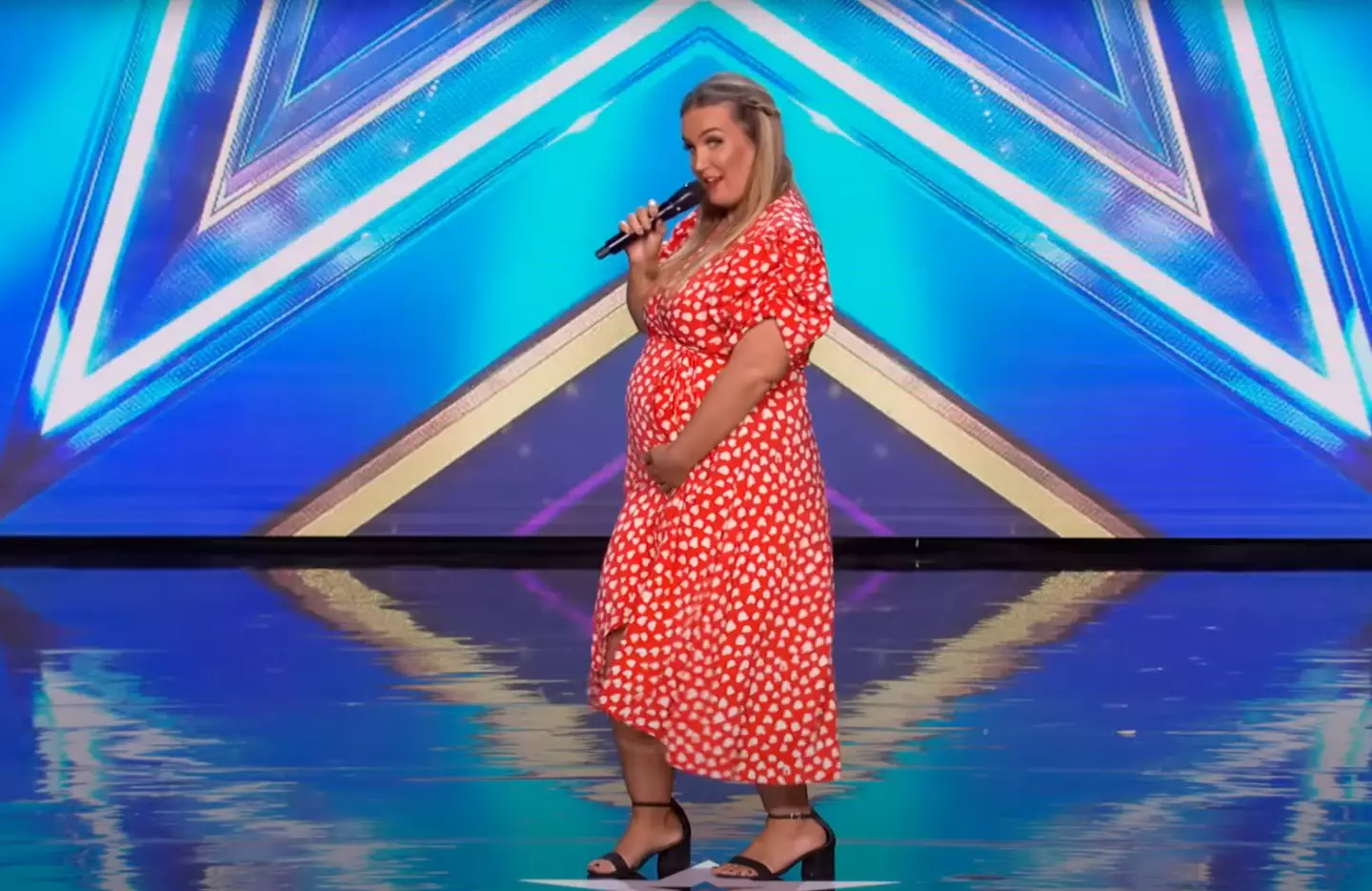 Pregnant BGT star Amy Lou Smith - who stunned the judges with her epic performance - gave birth just hours before the audition aired on TV.