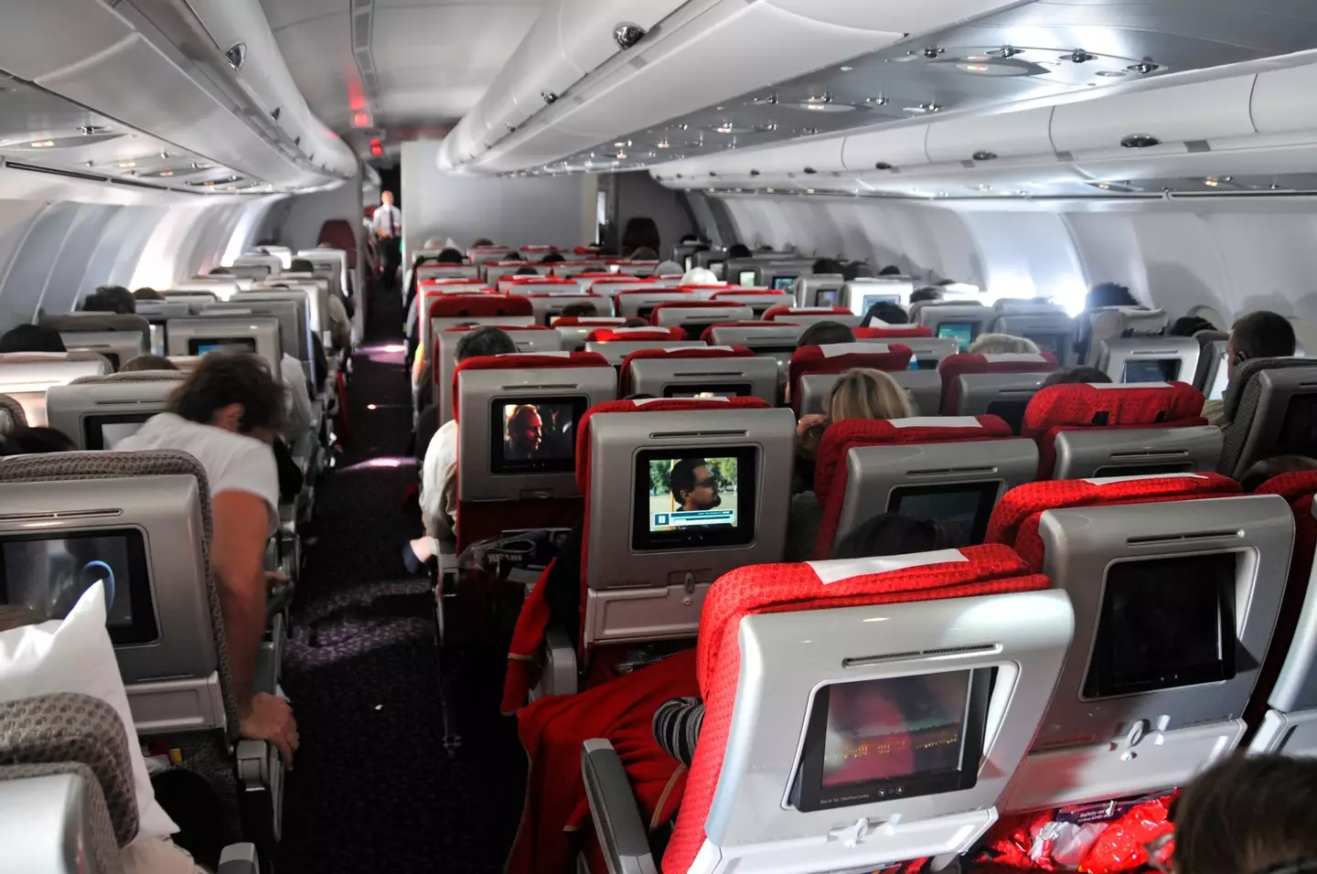 A regular jet setter has revealed her genius hack to stop ‘inconsiderate’ aeroplane passengers.