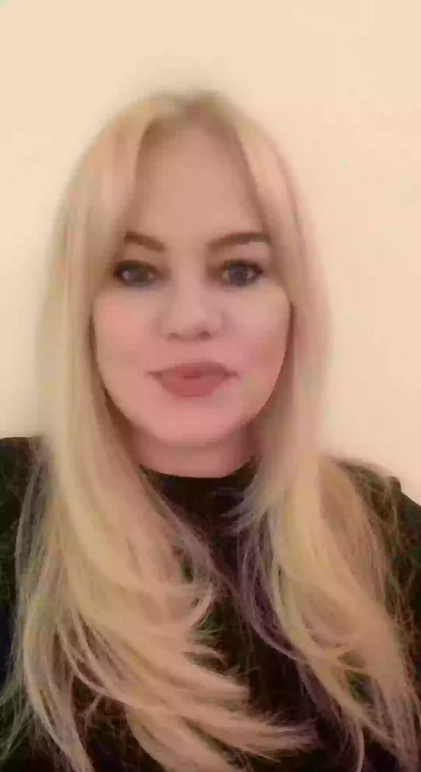 The Welsh singer featured in a new TikTok video (TikTok/@emotion.hq)