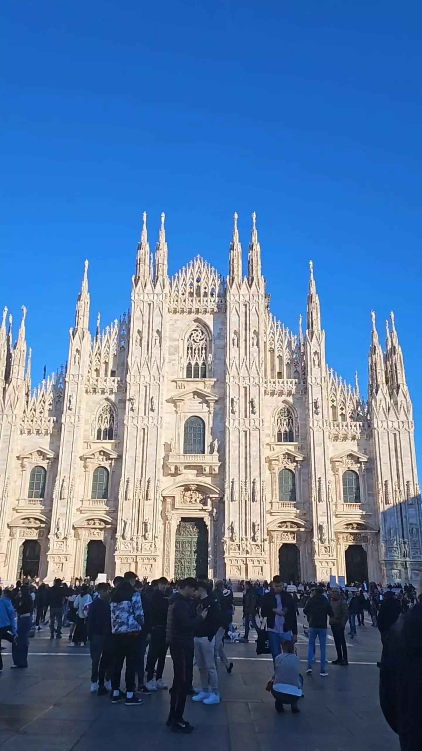 A Brit flew to Milan for £27 and checked out tourist destinations, feasted on local cuisine and relaxed in a day spa.