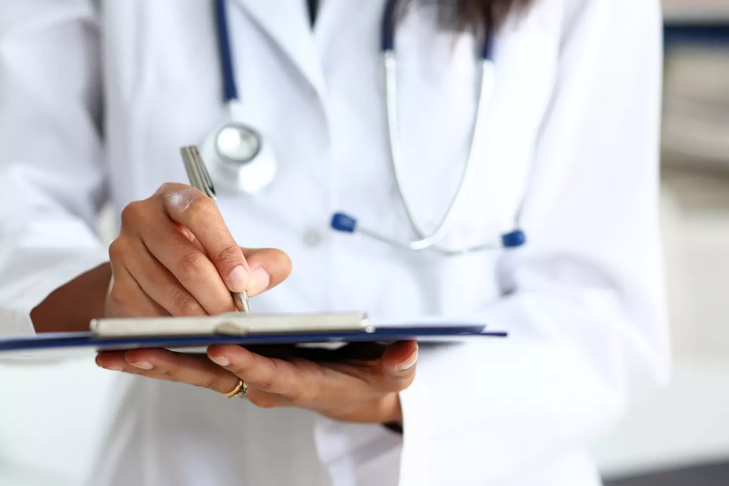 The American Cancer Society (ACS) has published new research into the link between mouth bacteria and certain cancers (Ivan-balvan / Getty Images)