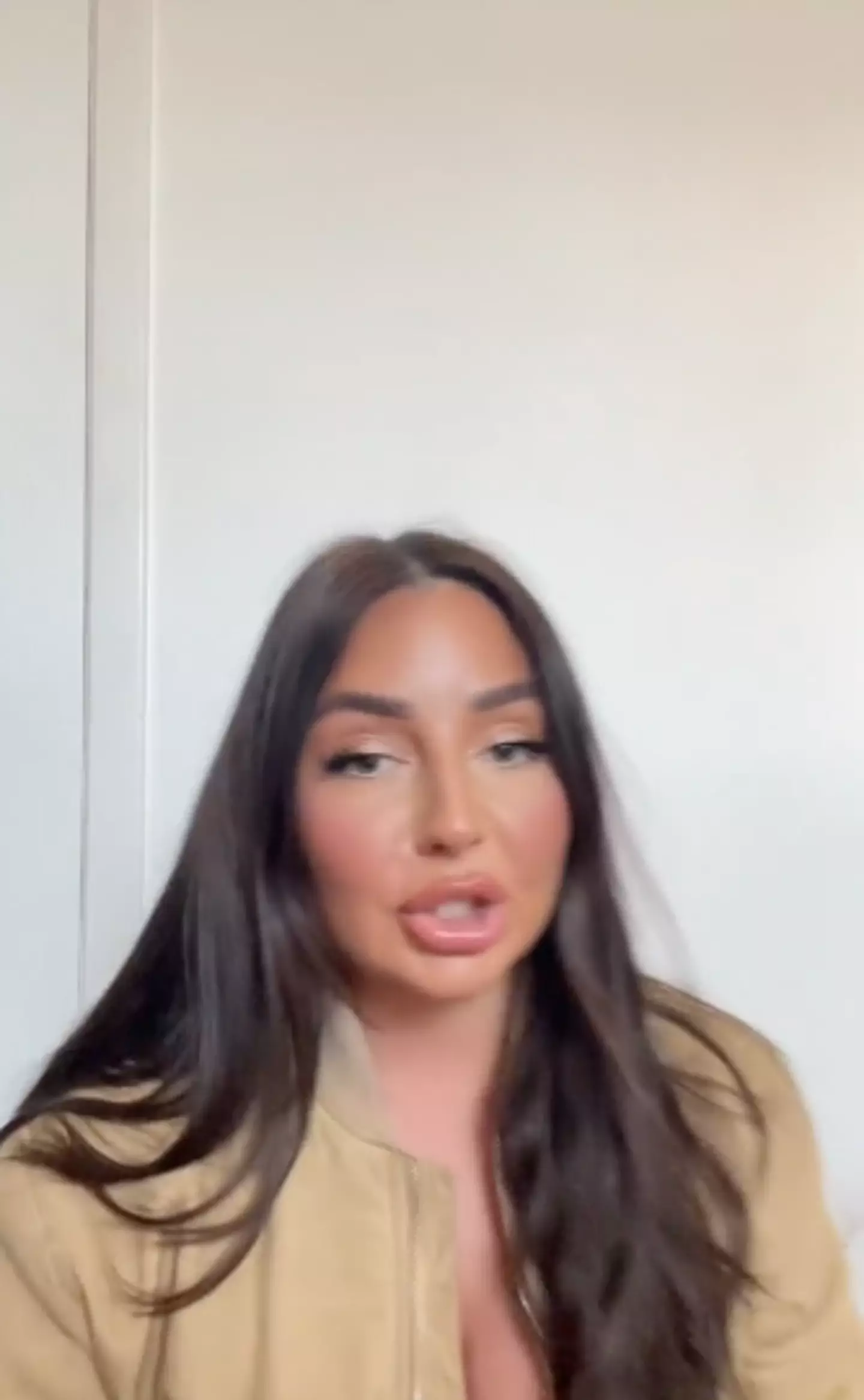 Carla is a self-confessed Vinted addict (TikTok/@carlakentx)