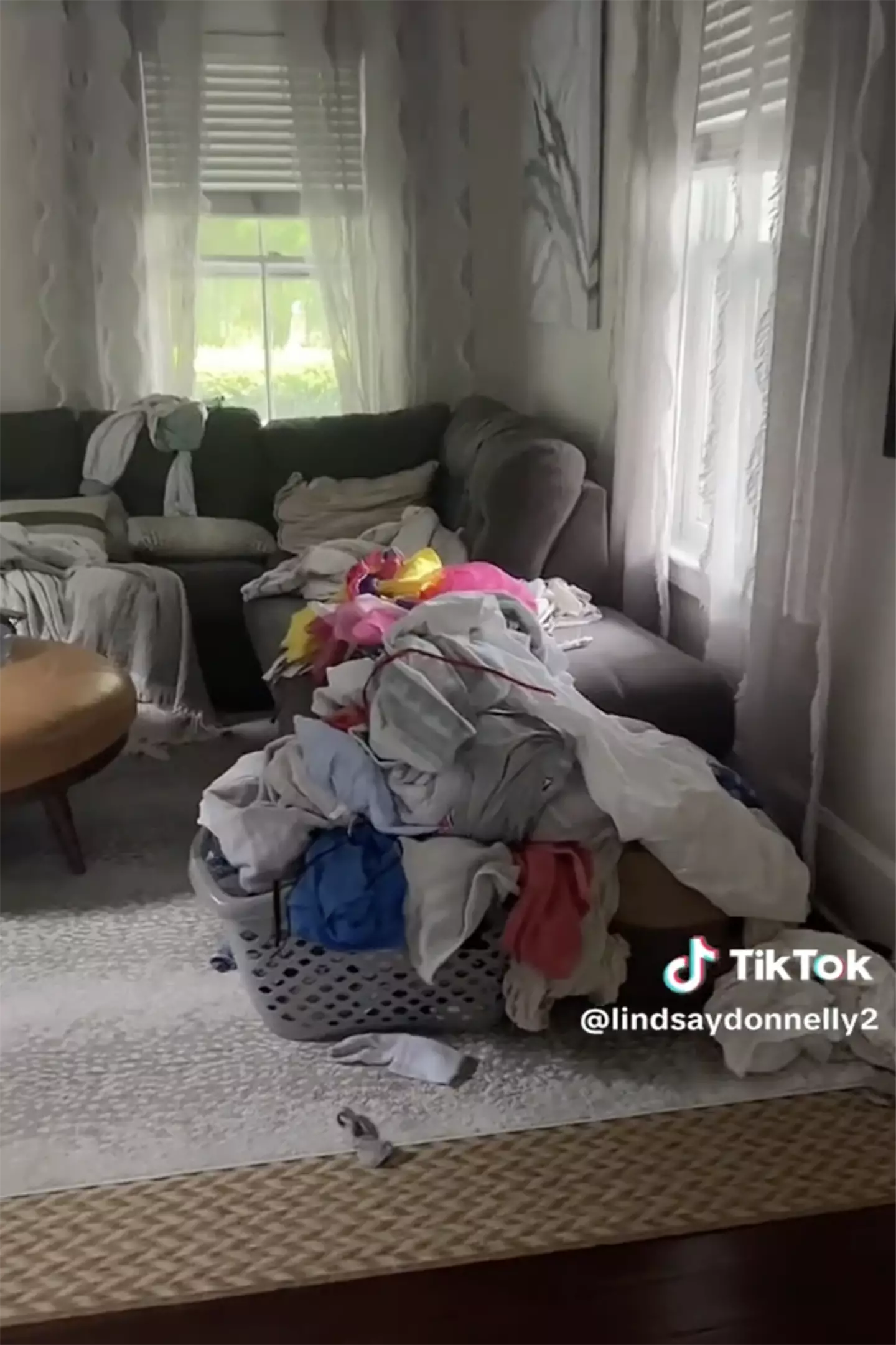 The video showed the disarray her entire house was in.