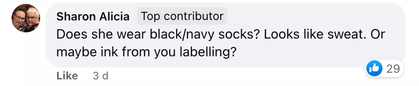 The internet was divided over whether the issue was 'mould' or just a matter of 'ink'.