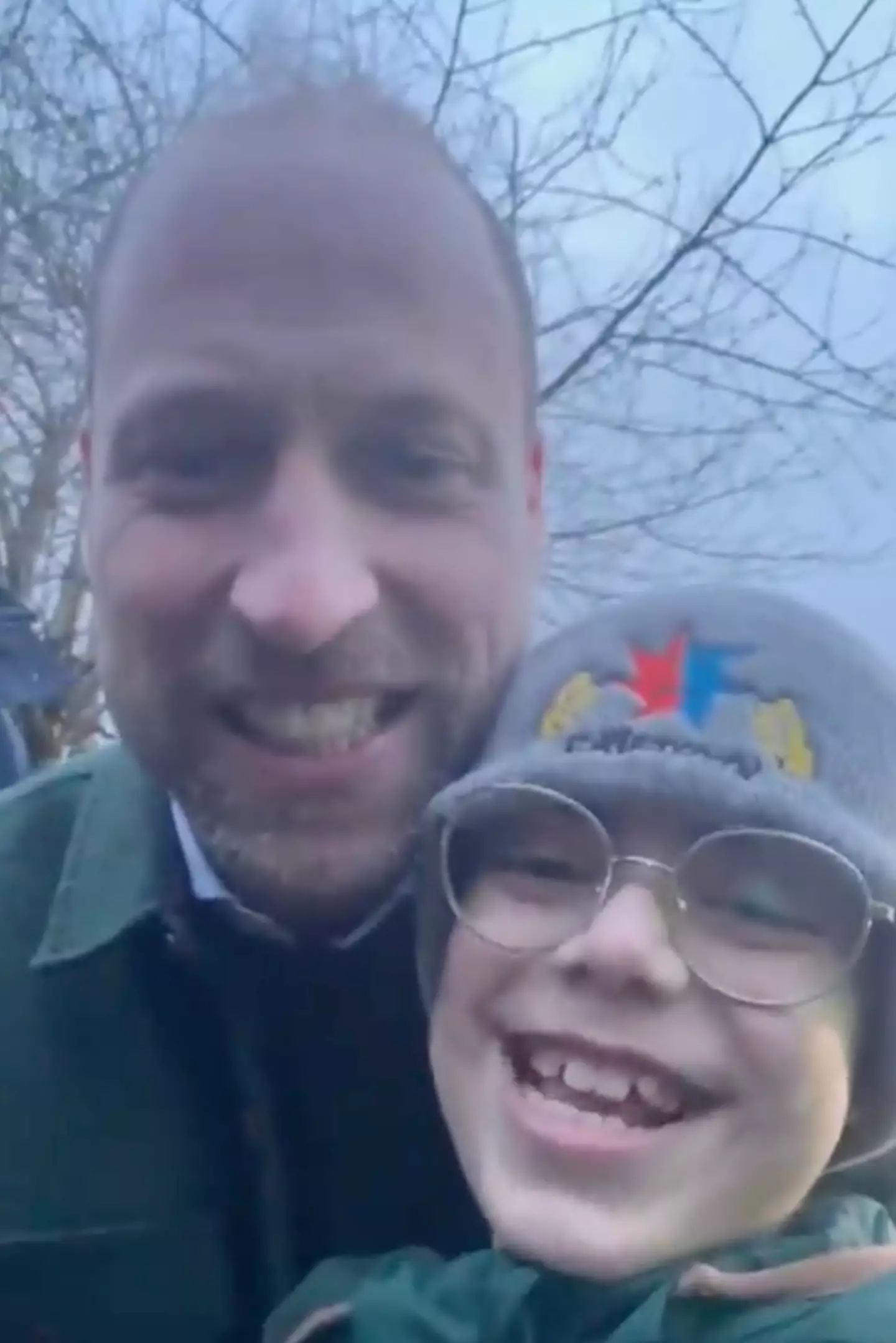 The little boy even managed to bag a selfie with the future King. (X/@stnicsliv)