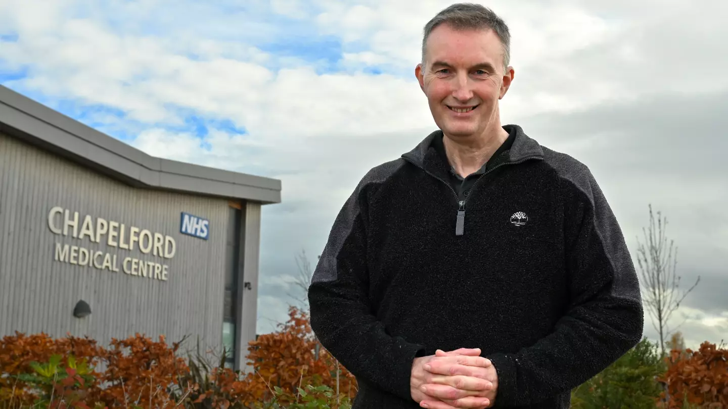 Roger Moody/Guzelian.