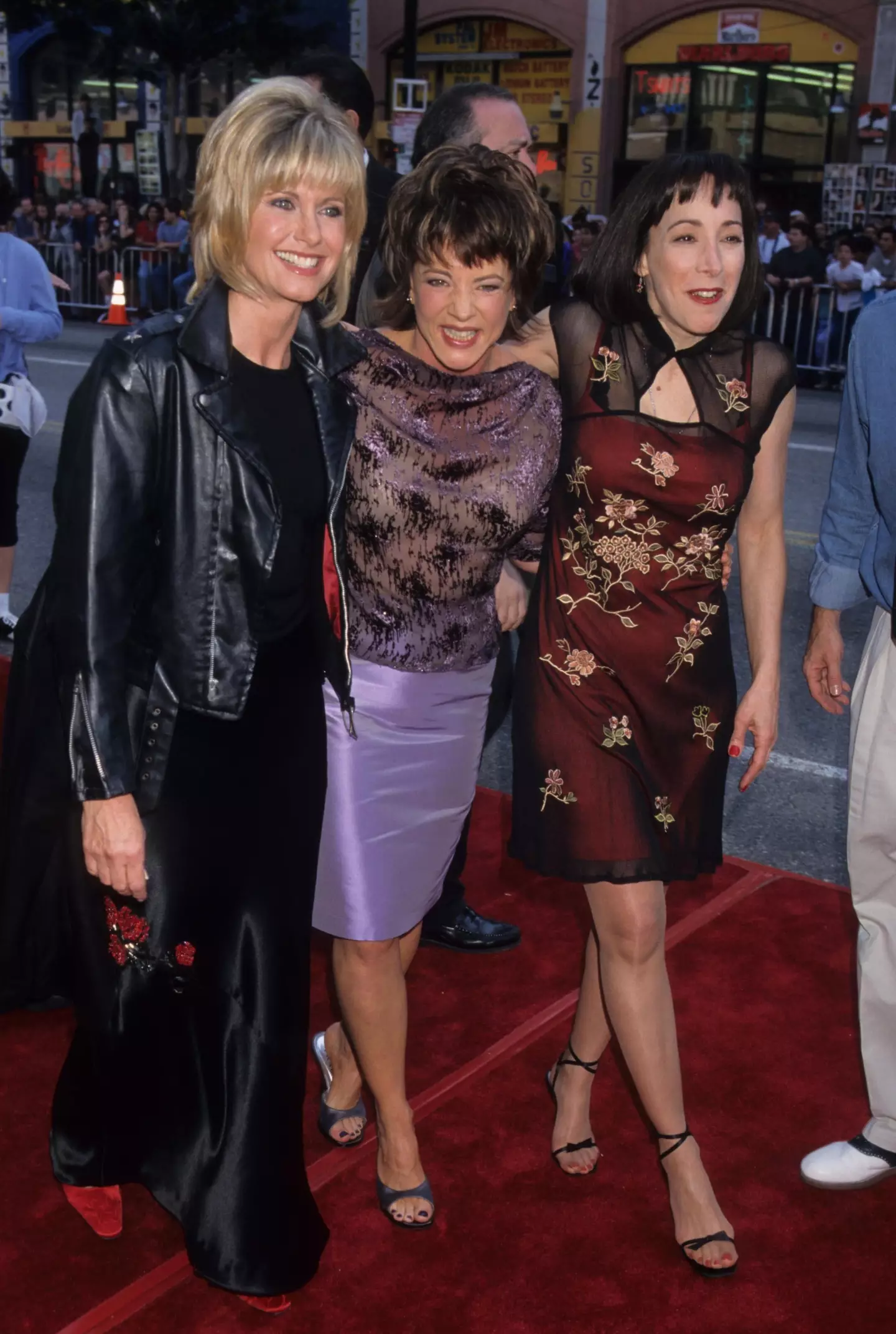 Olivia Newton John with Stockard Channing and Didi conn in 1998.