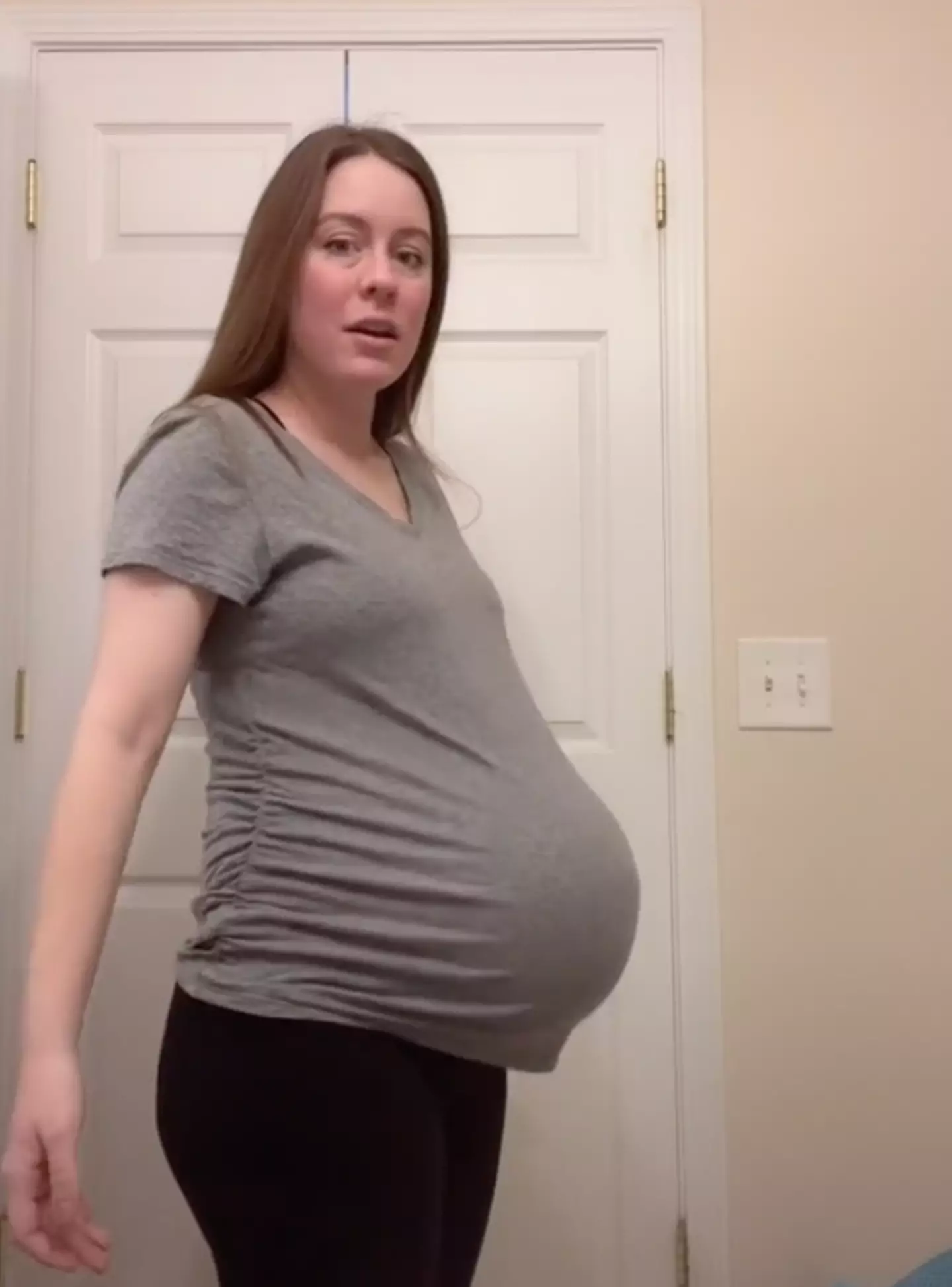 This mum can make her bump drop on command.
