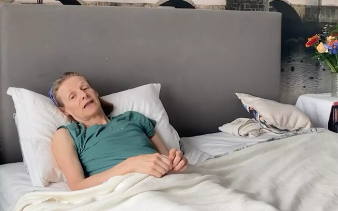 Edina is hoped that UK laws on euthanasia would change soon. (BBC)