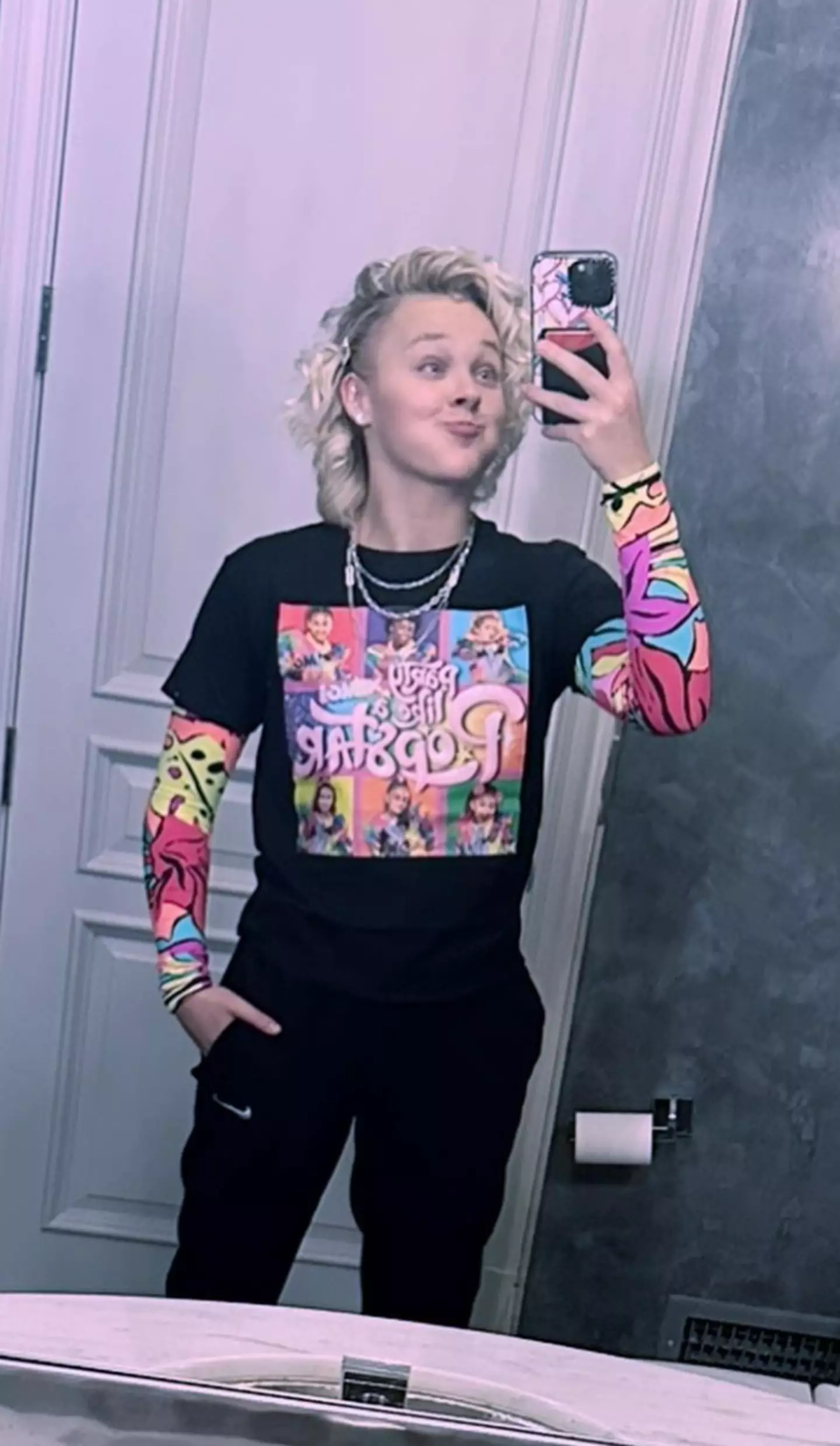Dance Moms star, JoJo Siwa, has been getting her hair dyed since she was two years old. (Instagram/@itsjojosiwa)